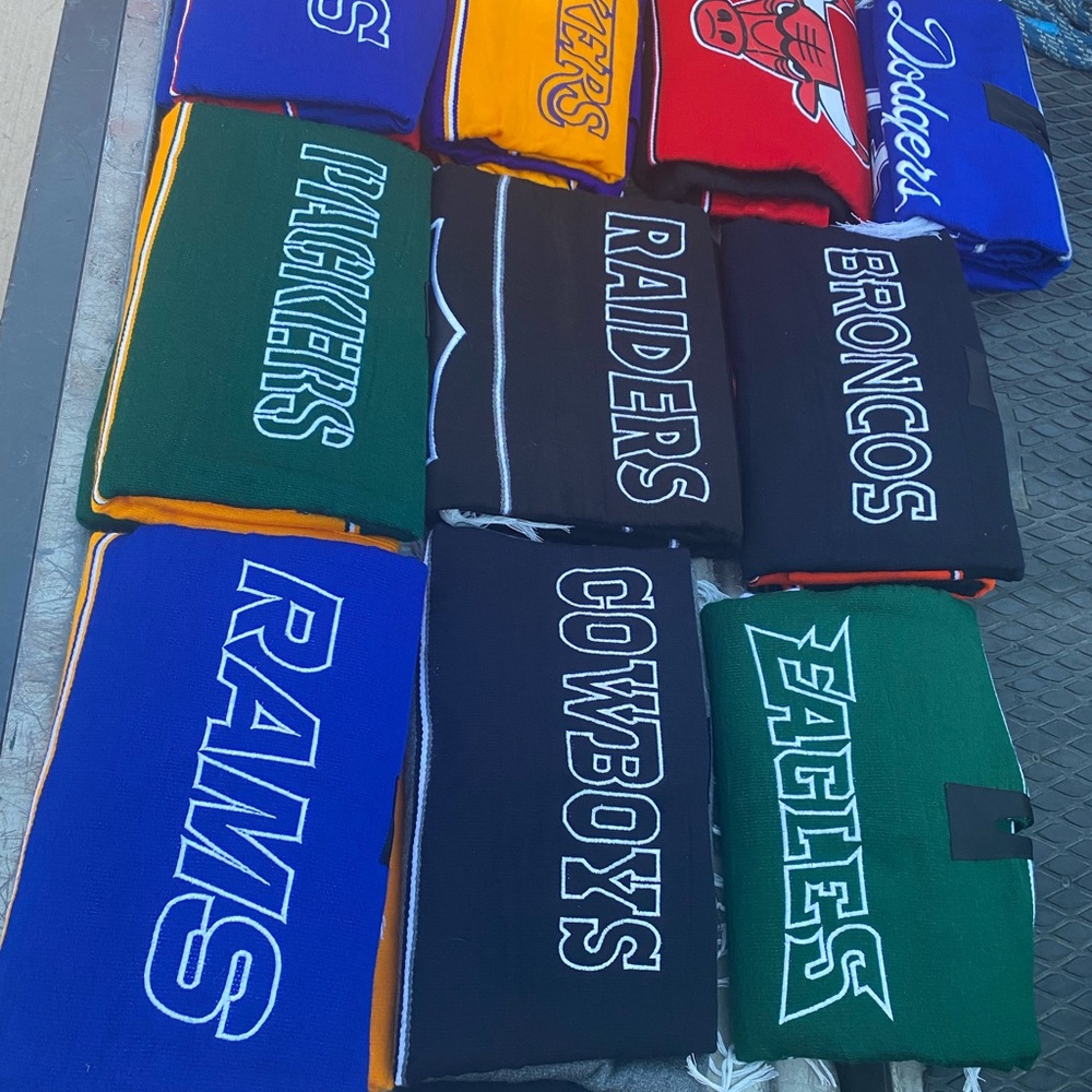 NFL and NBA Team Scarves Collection